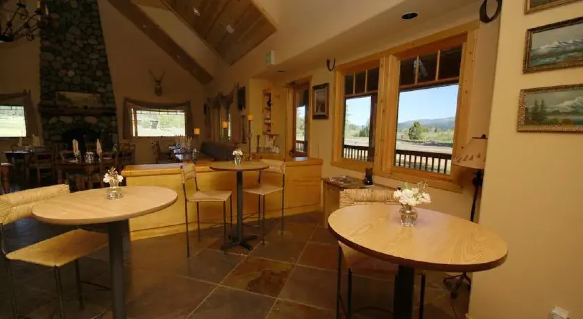 The Lodge at Whitehawk Ranch