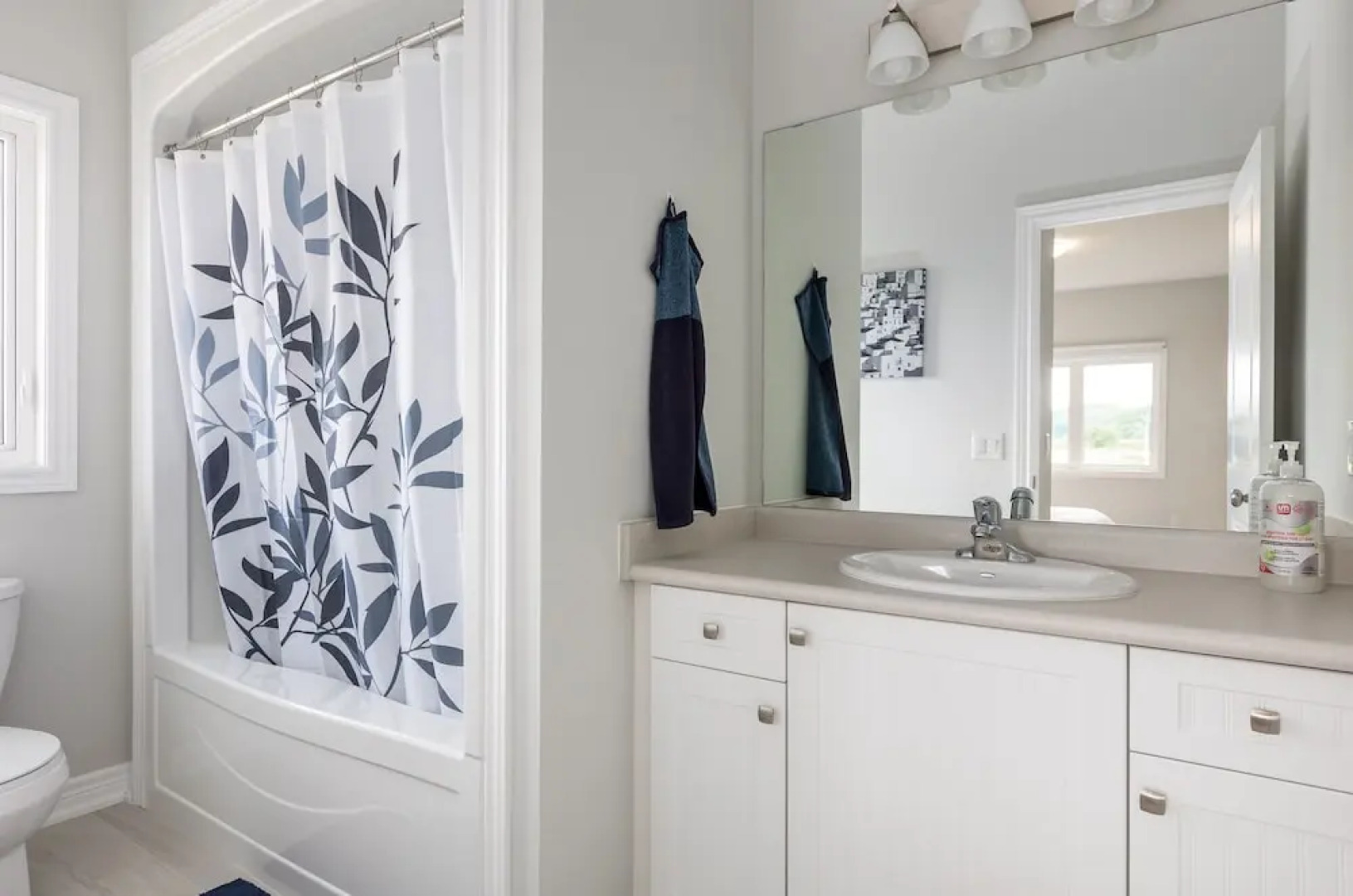 Luxury Bungalow mins Niagara falls & Brock uni