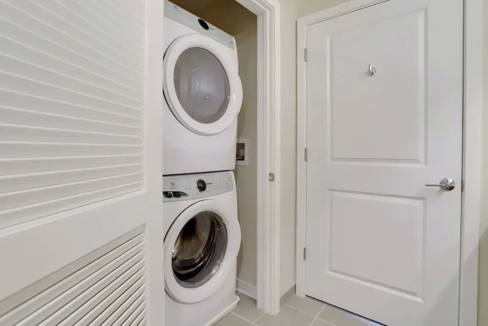 Apartment at Alexandria