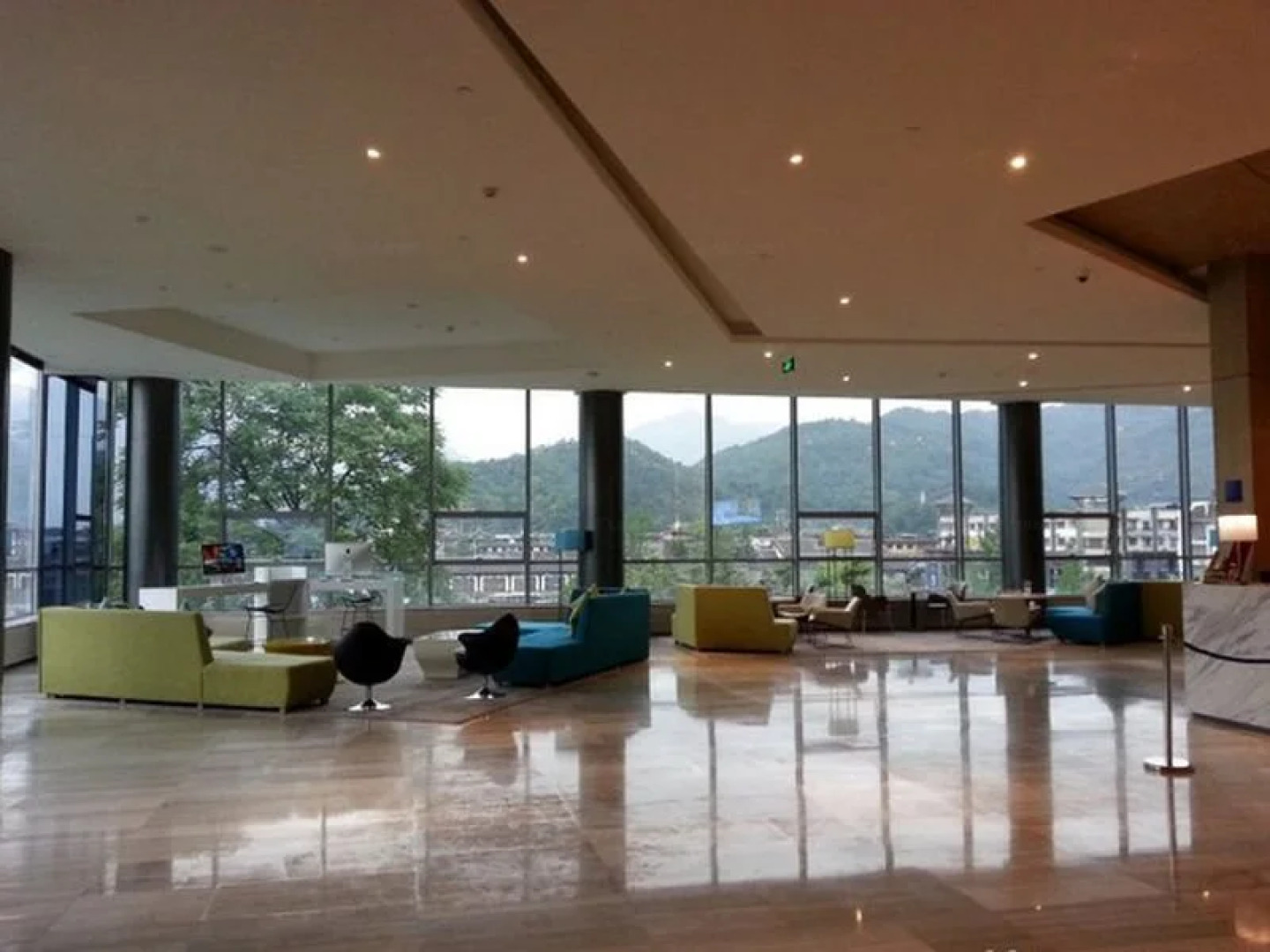 Holiday Inn Express Dujiangyan Downtown