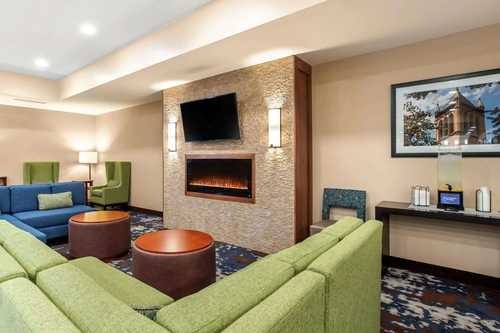 Comfort Inn and Suites Ames near ISU Campus