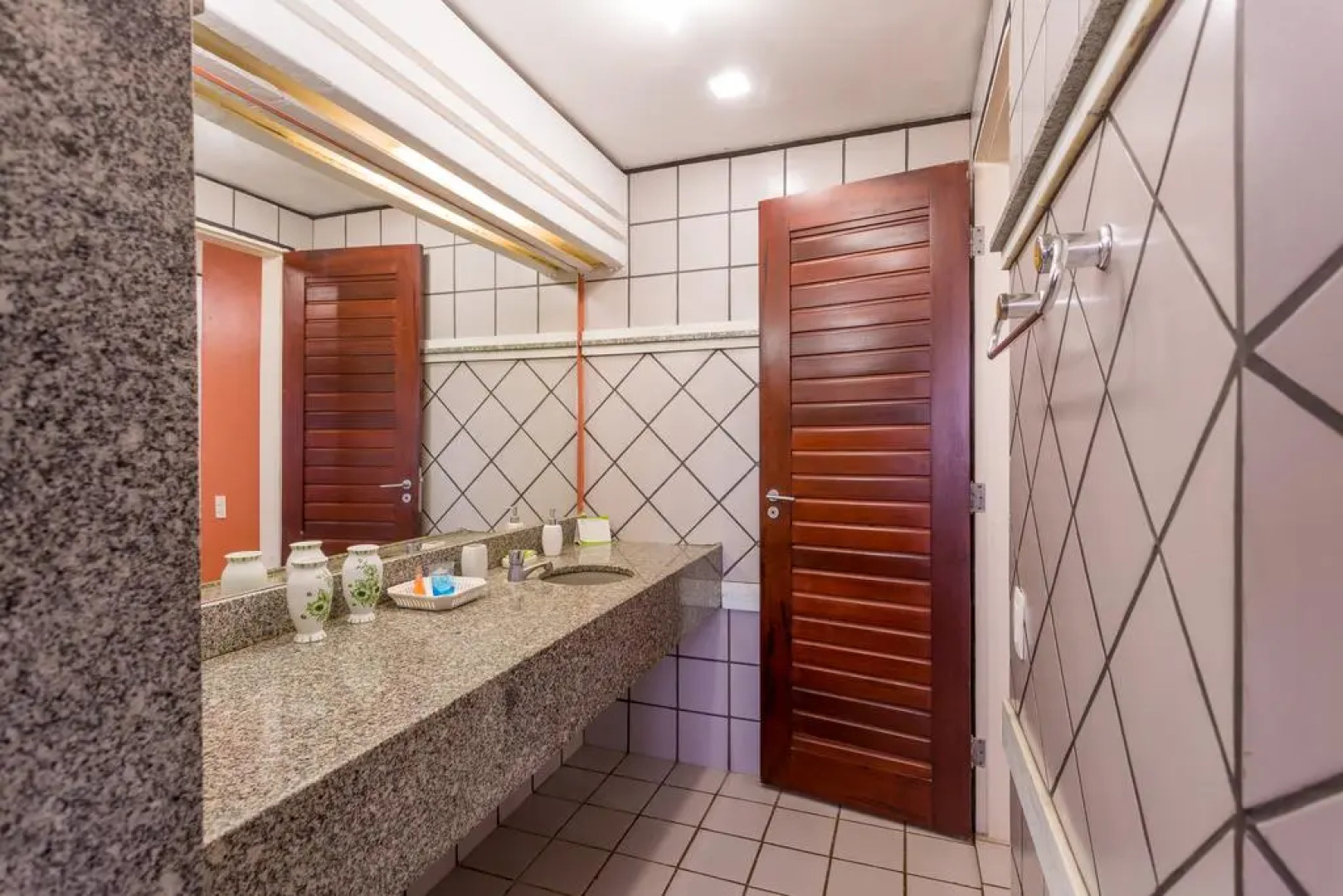 Aimberê Eco Resort Hotel