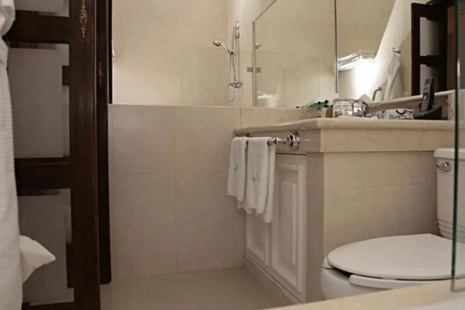 Ébano by PB - Palacio Borghese