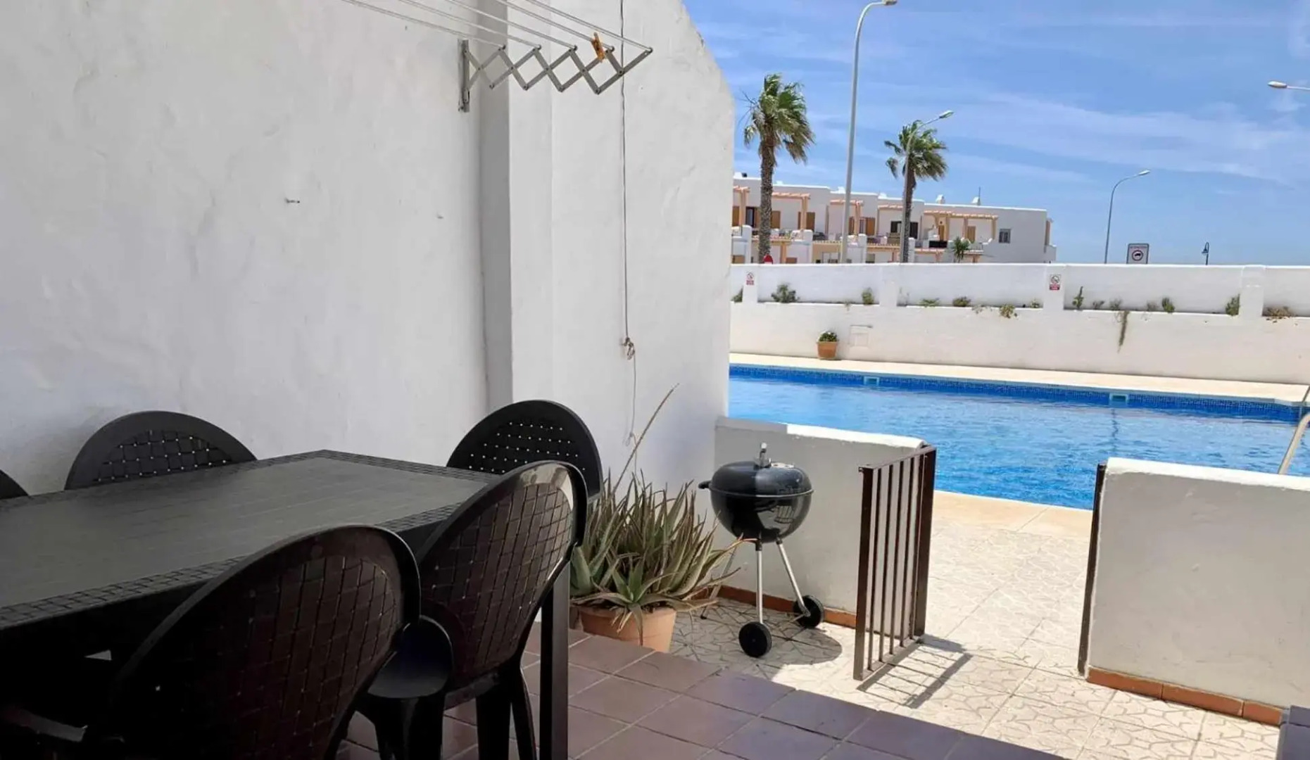 Apartamento F1 Urb Las Cañas