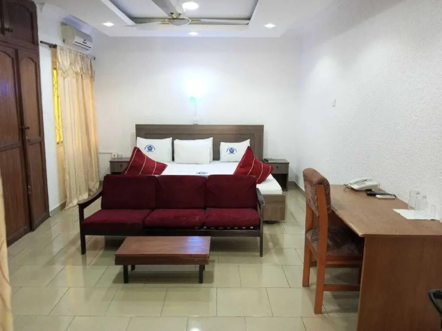 Meridian Drive Hotel