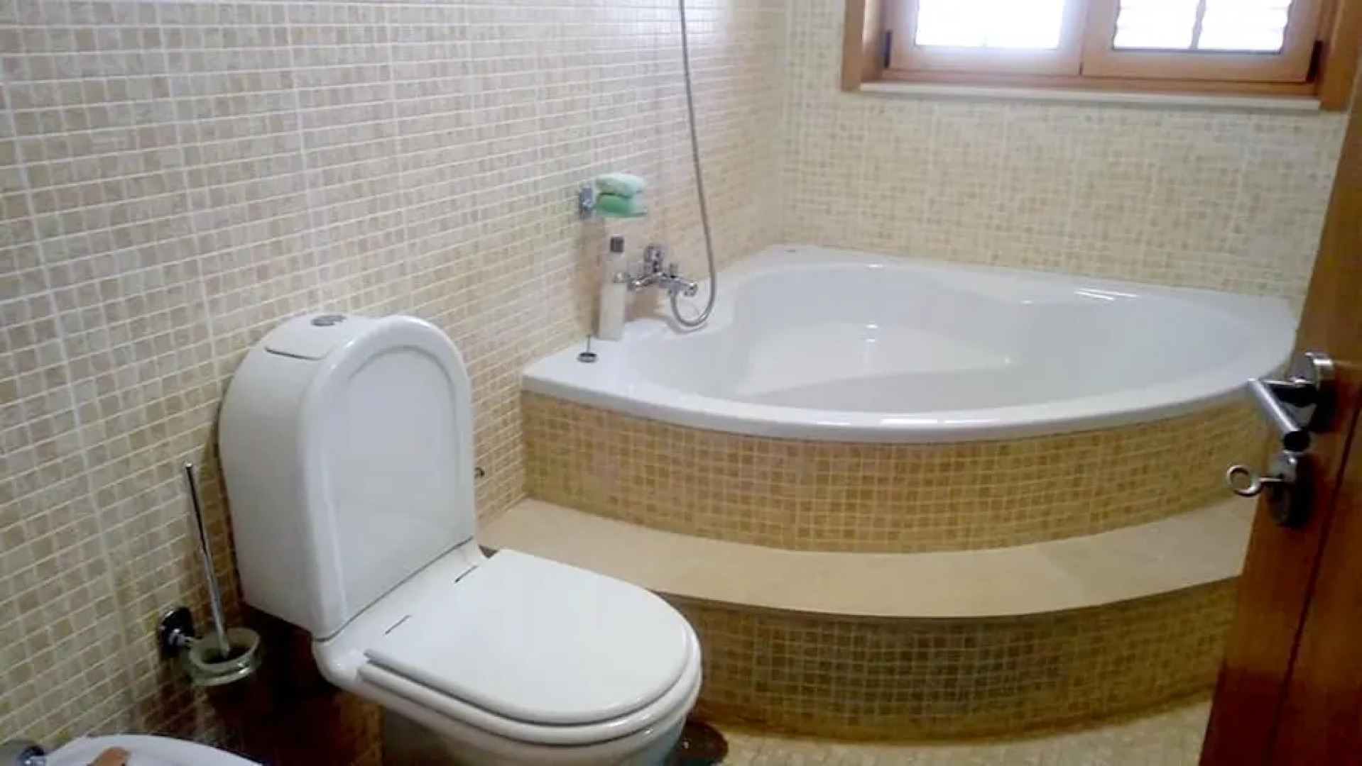 Villa With 5 Bedrooms in Portela, With Wonderful Mountain View, Private Pool, Enclosed Garden