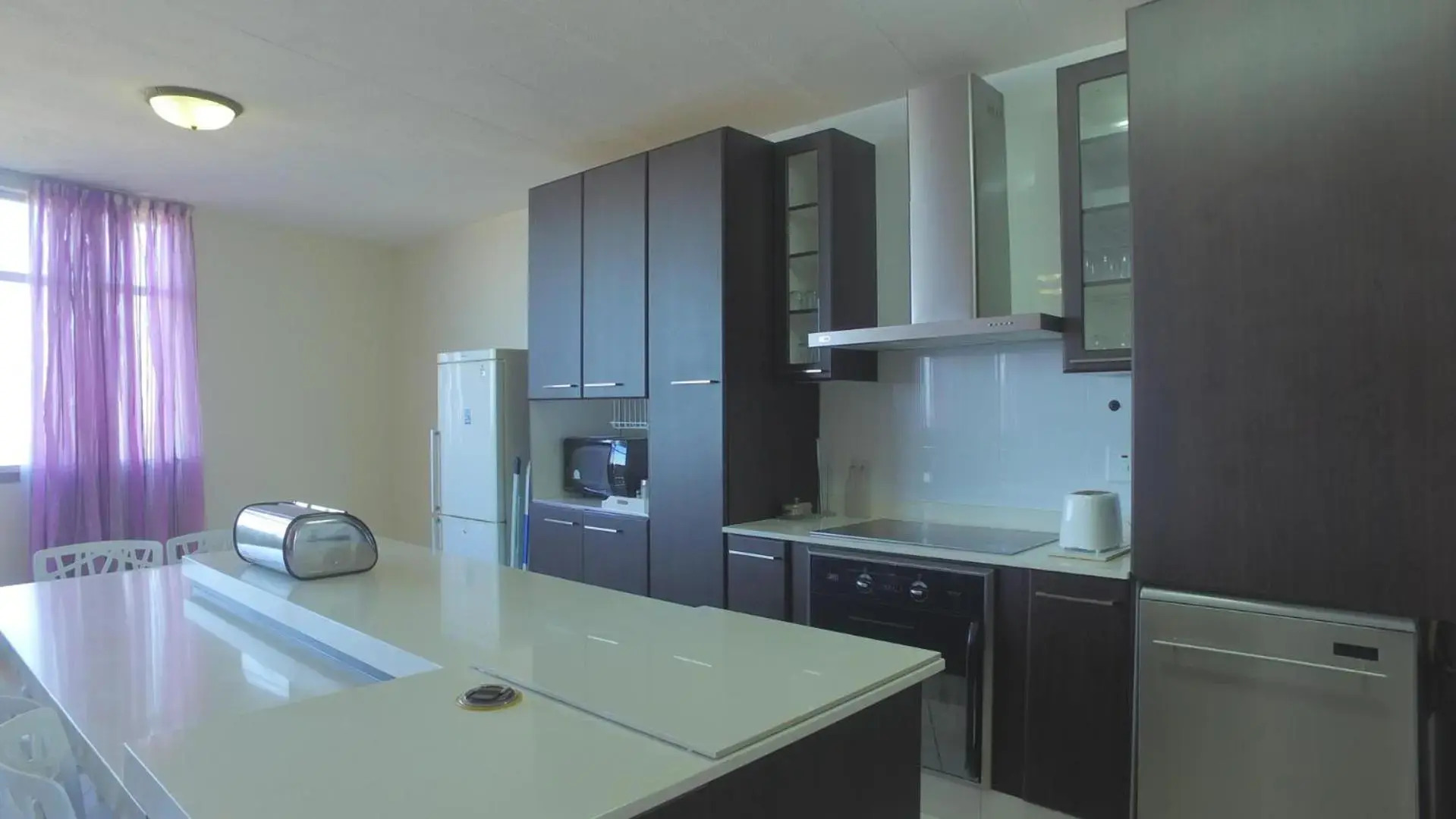 Shangri LA Apartment 208 & 803