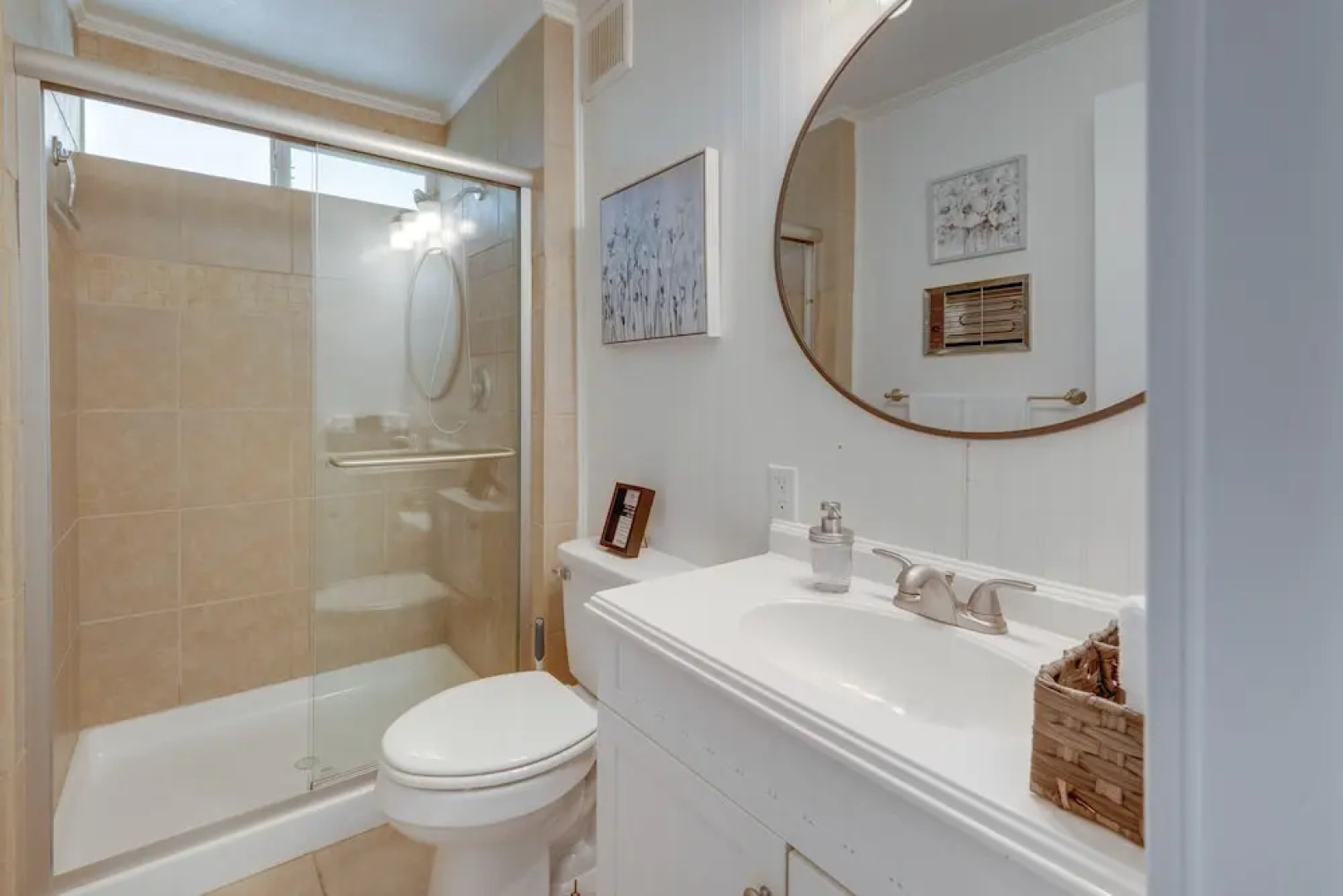 Versatile Home w/ Deck & Grill, 1 Mi to Lake!