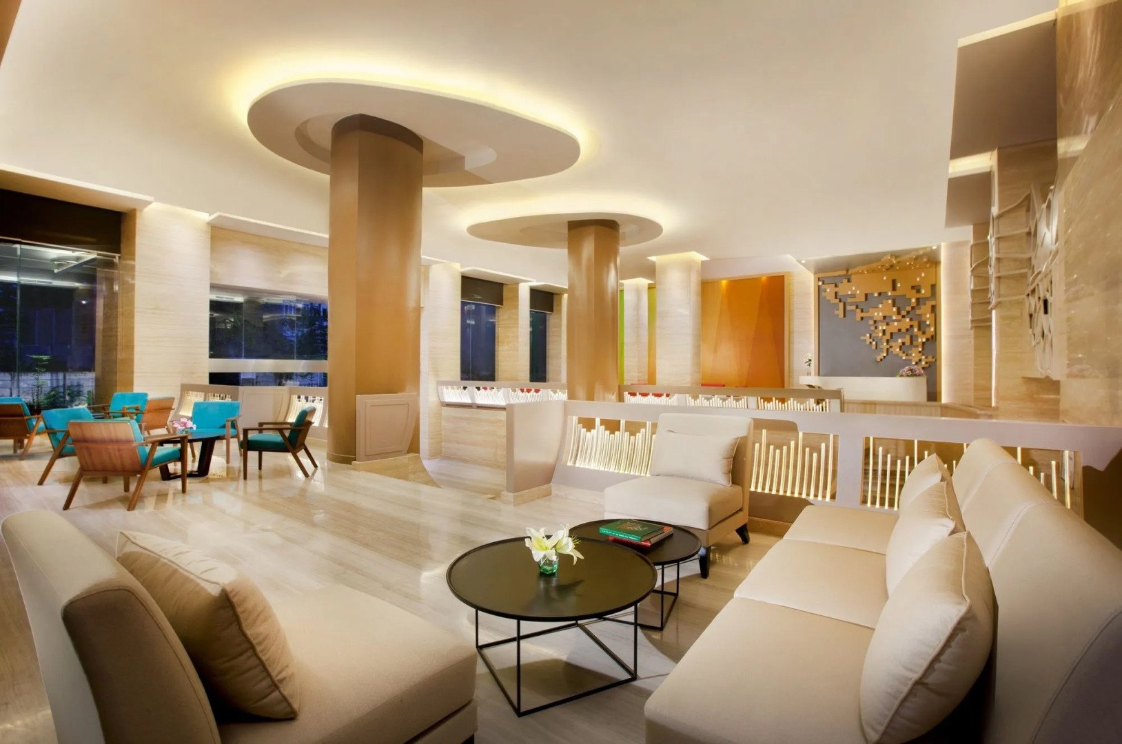 FOX Lite Royal Bay Makassar