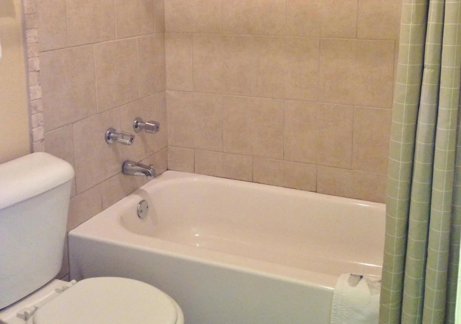 Americas Best Value Inn & Suites Yukon Oklahoma City