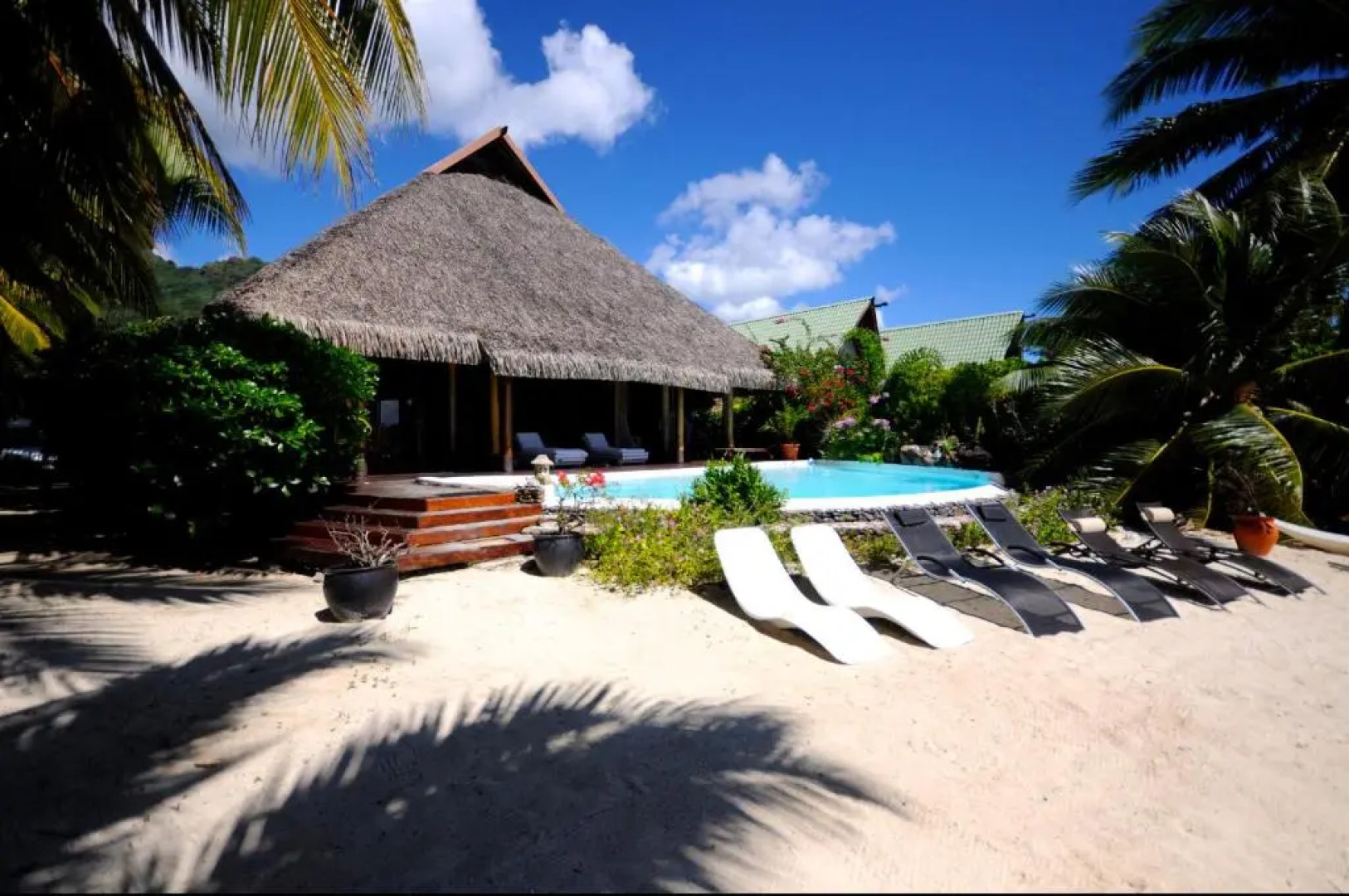 #1 Beach Villa Bliss by TAHITI VILLAS