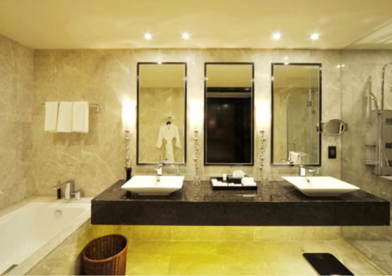 Royal Suites & Tower