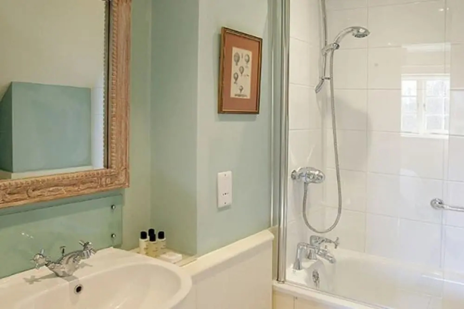 Elizabeth -Tiger Inn