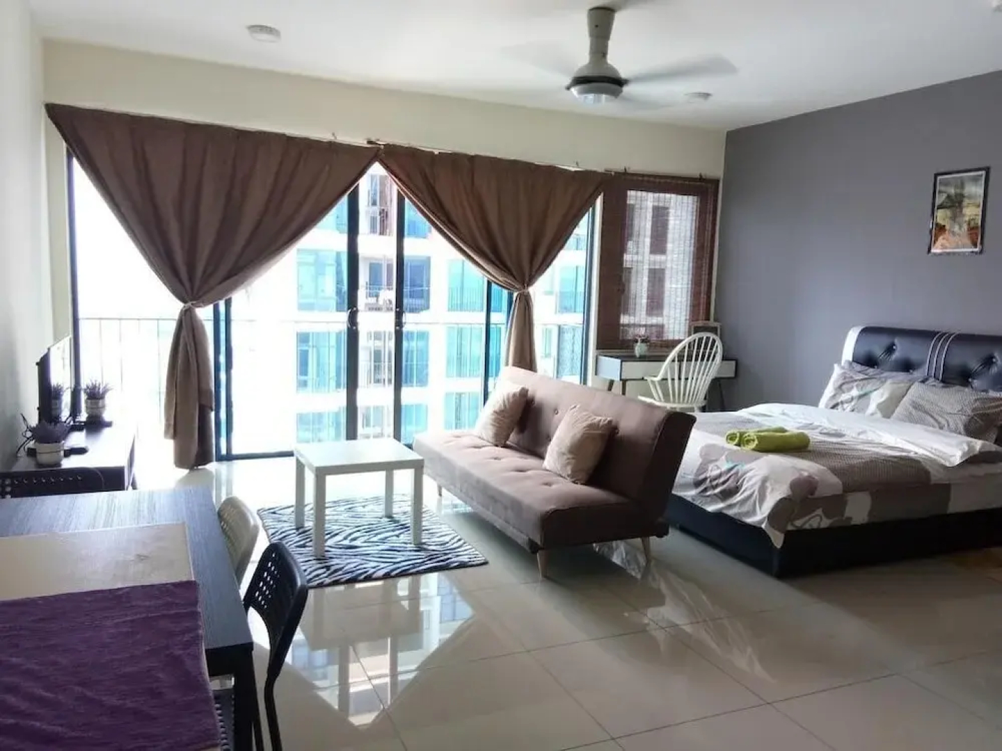Meet2Stay Guesthouse