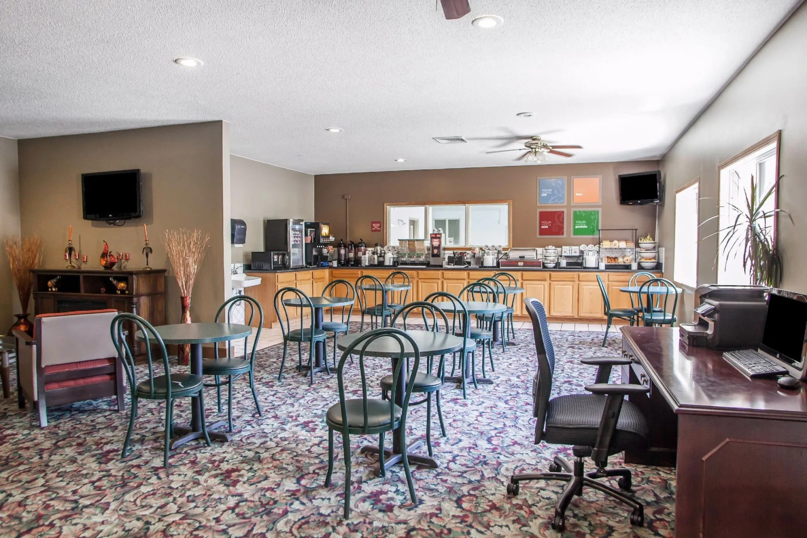 Comfort Inn Muscatine near Hwy 61