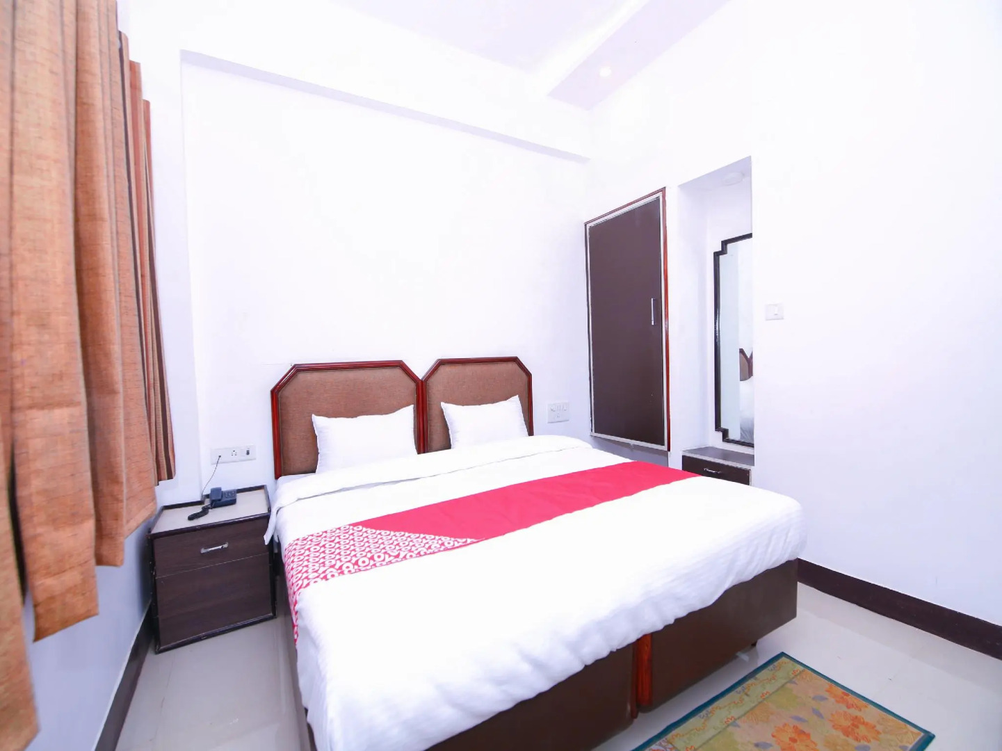 OYO 9747 Hotel Utsav