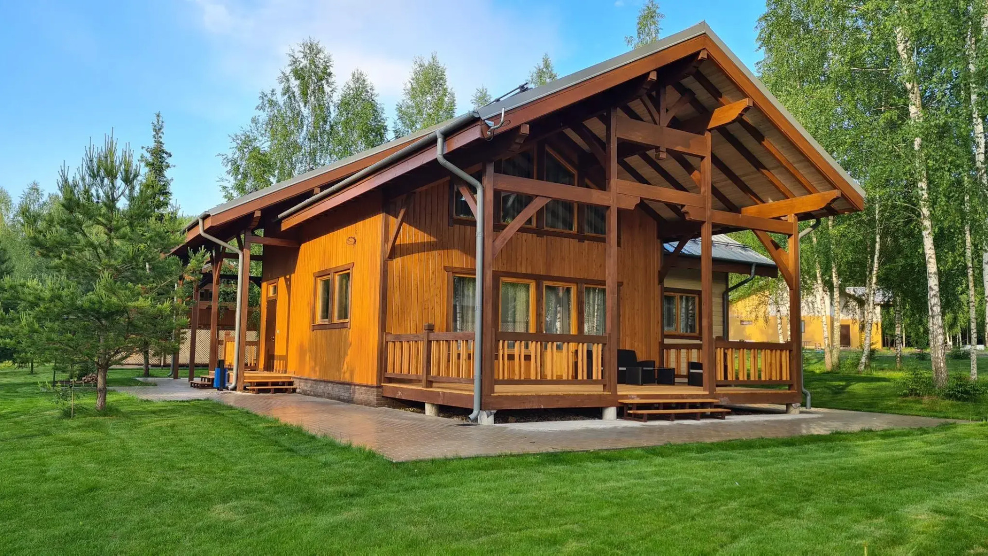 Дом В2 на базе отдыха Новинки Парк