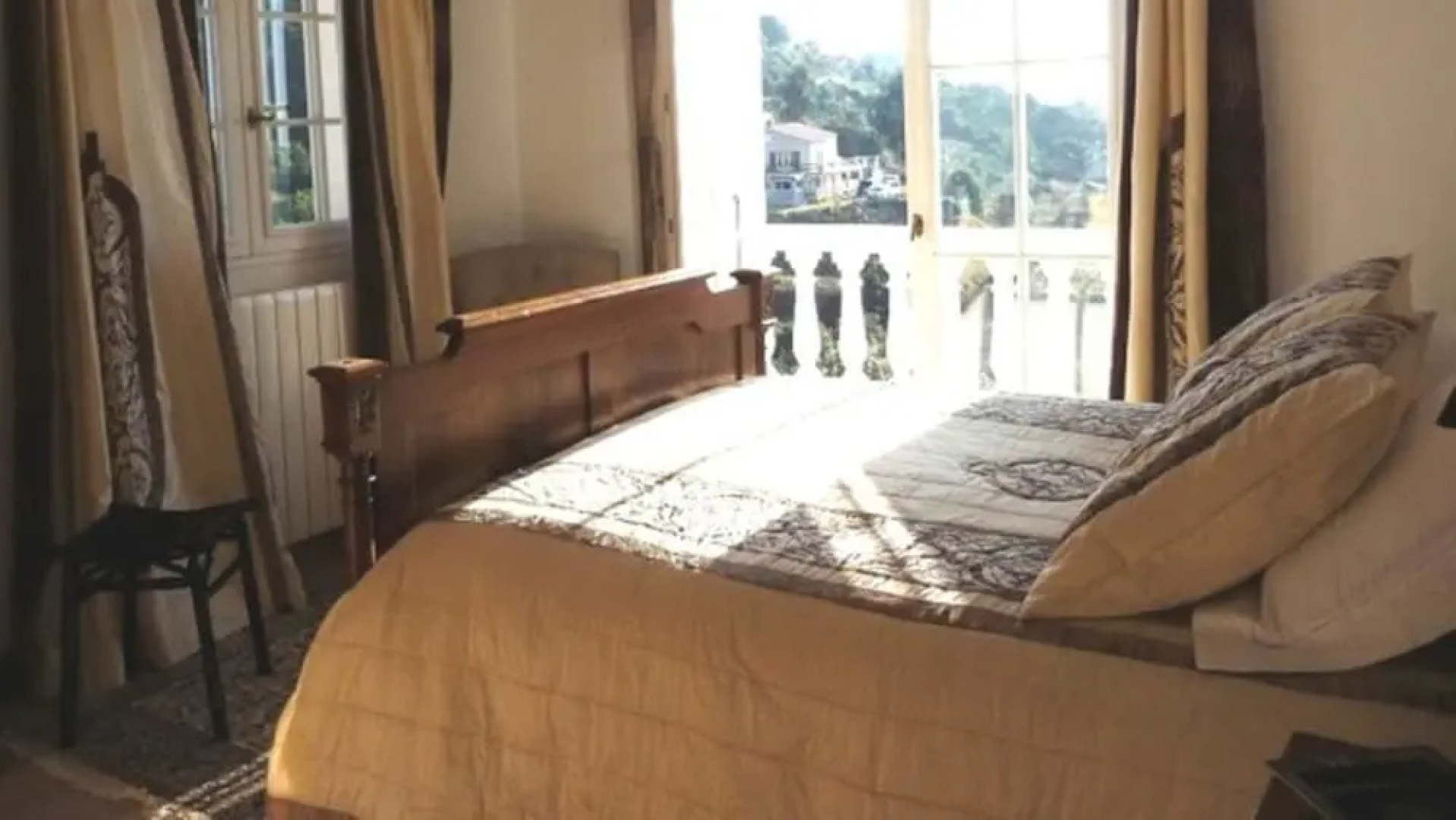 Domaine Des Trois Roses