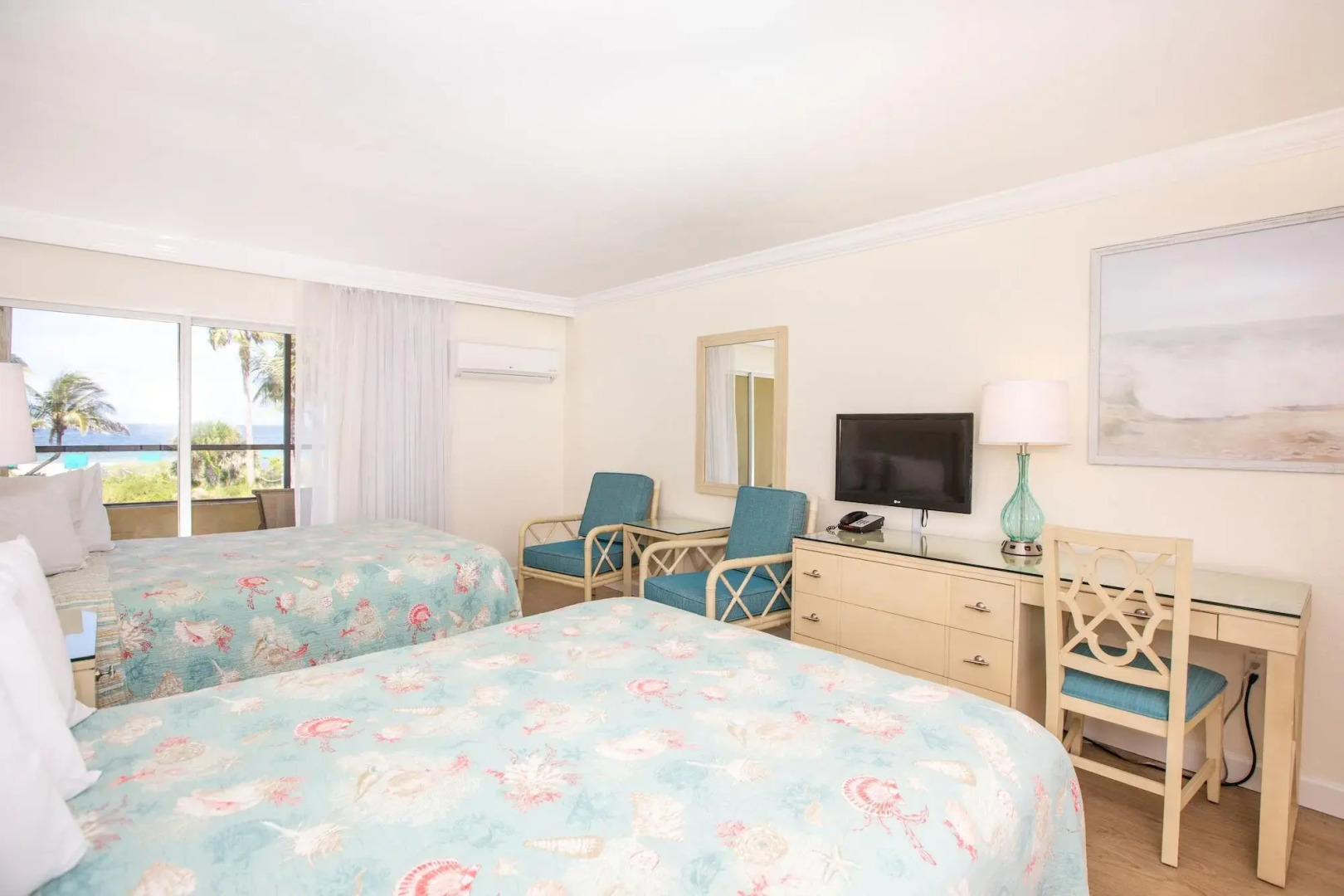 Tween Waters Island Resort & Spa