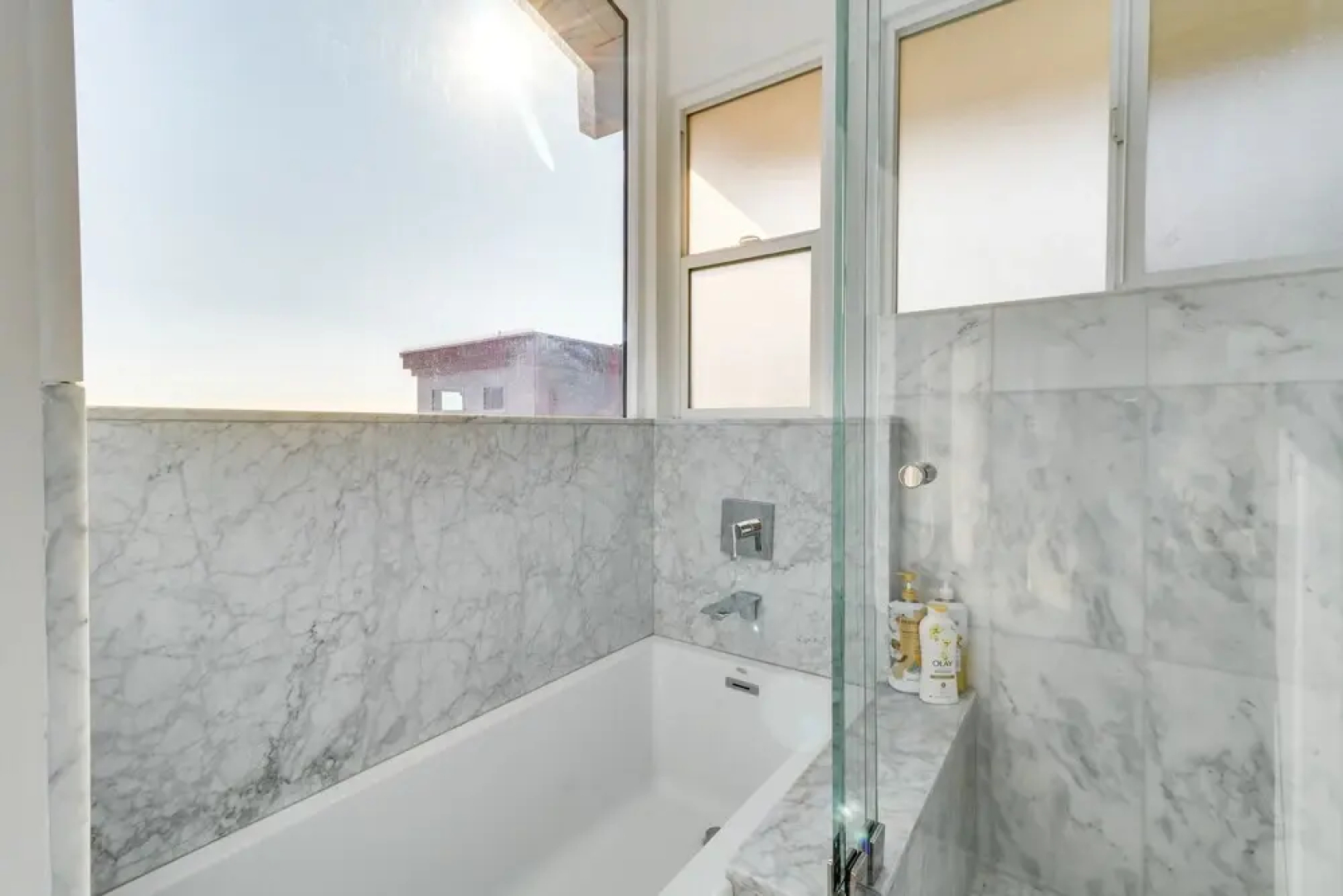 Beachfront Malibu Apartment w/ Ocean-view Balcony