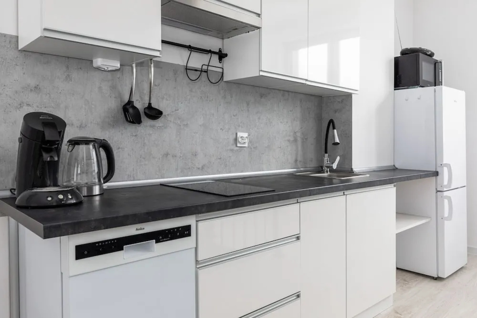 Wrzosowo Cosy Apartment by Renters