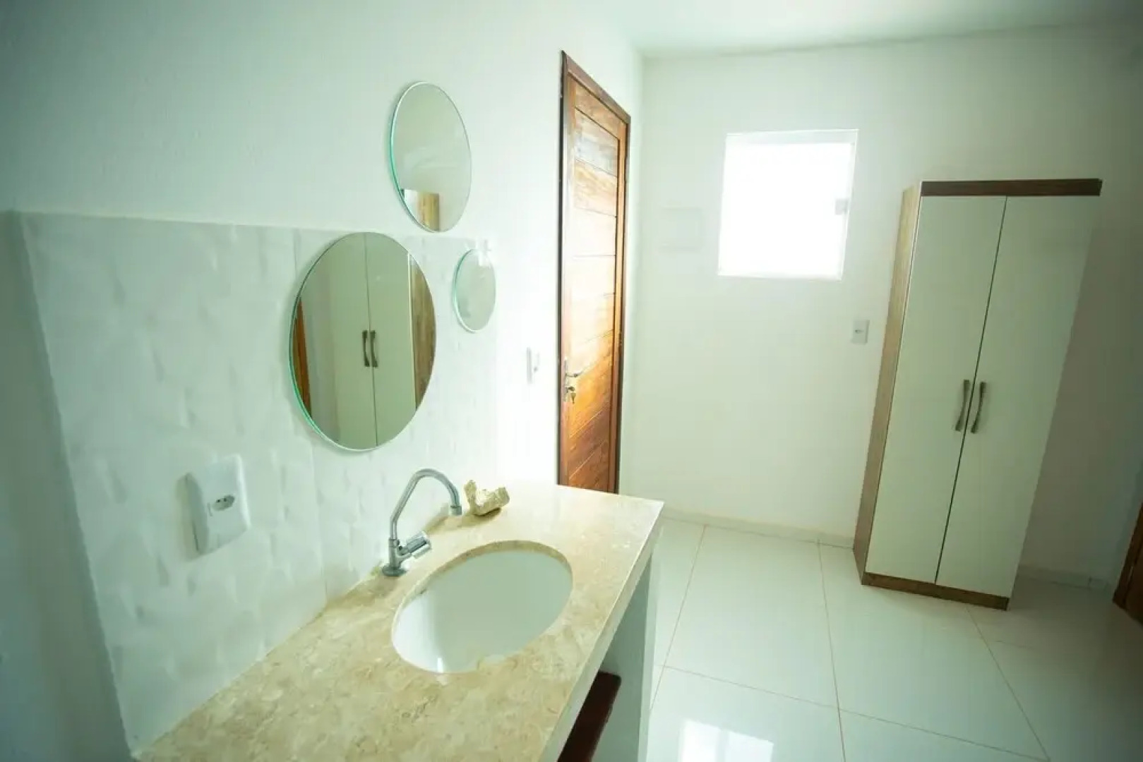 Chal com Mezanino 400m do mar e rea Gourmet