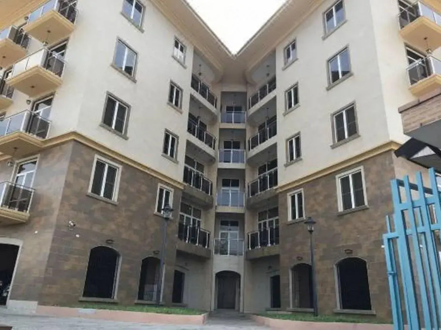 Helena Haven Hotels - Executive