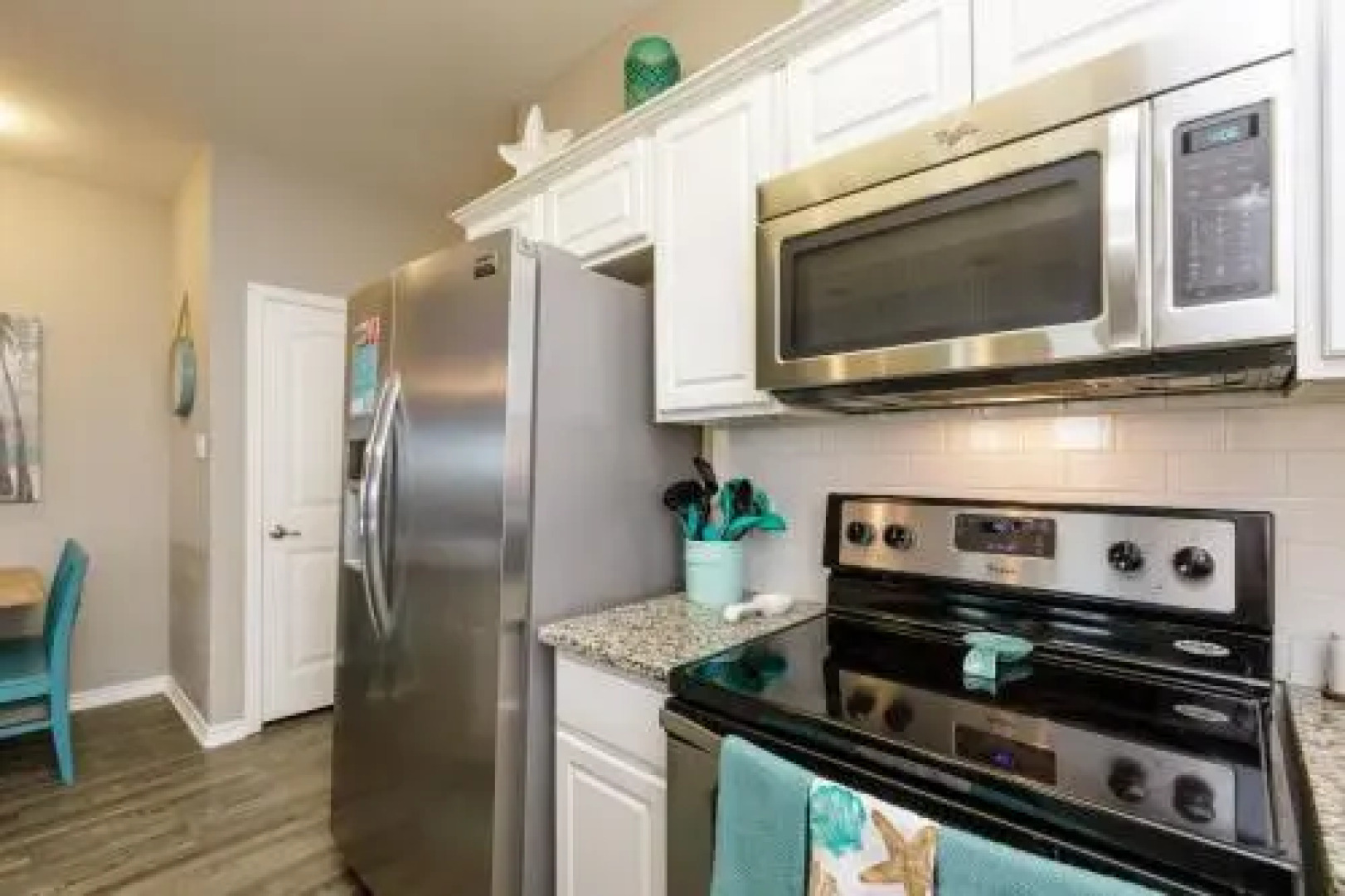 Nemo Cay Resort D118 by RedAwning