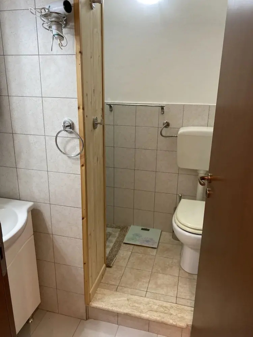 Apartment - Sleeps 2 & Swimming Pool