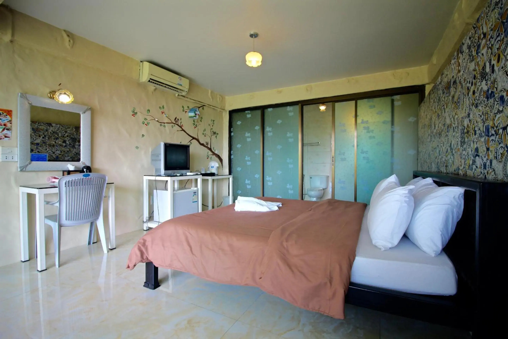 Yoko River Kwai Resort