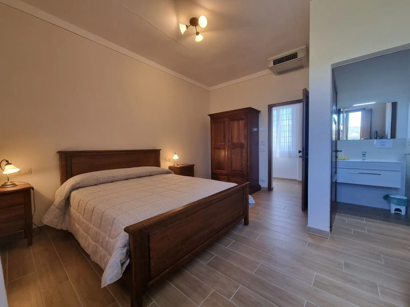 Tasteful Countryside Stay