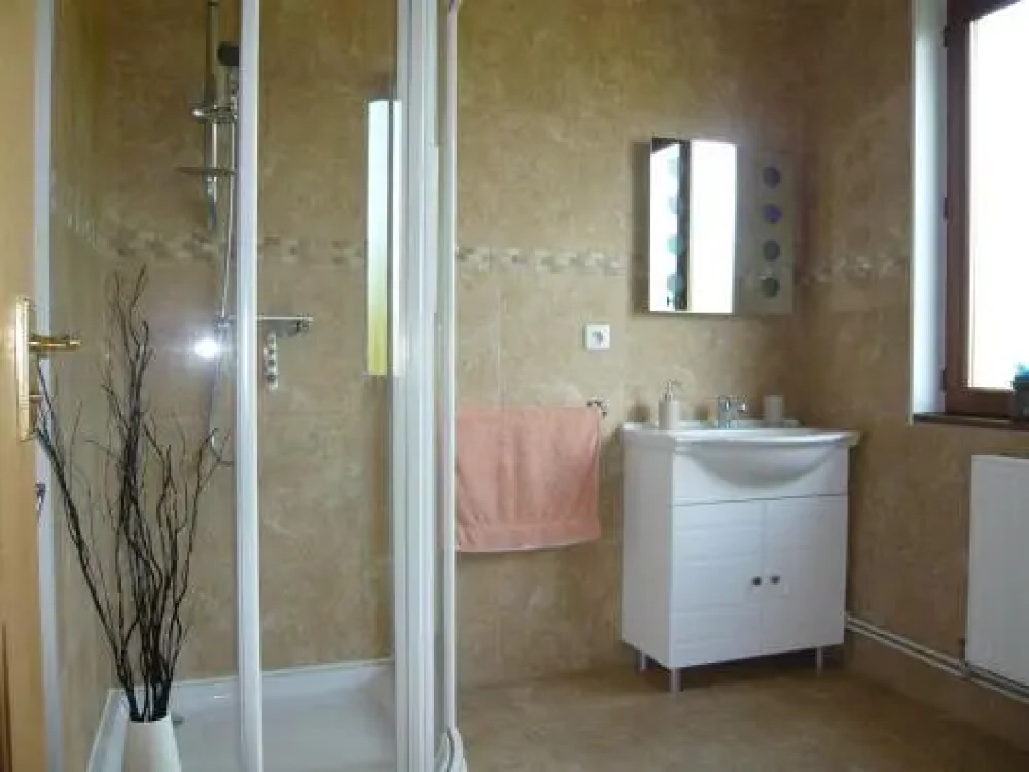 Lakeside Bed and Breakfast