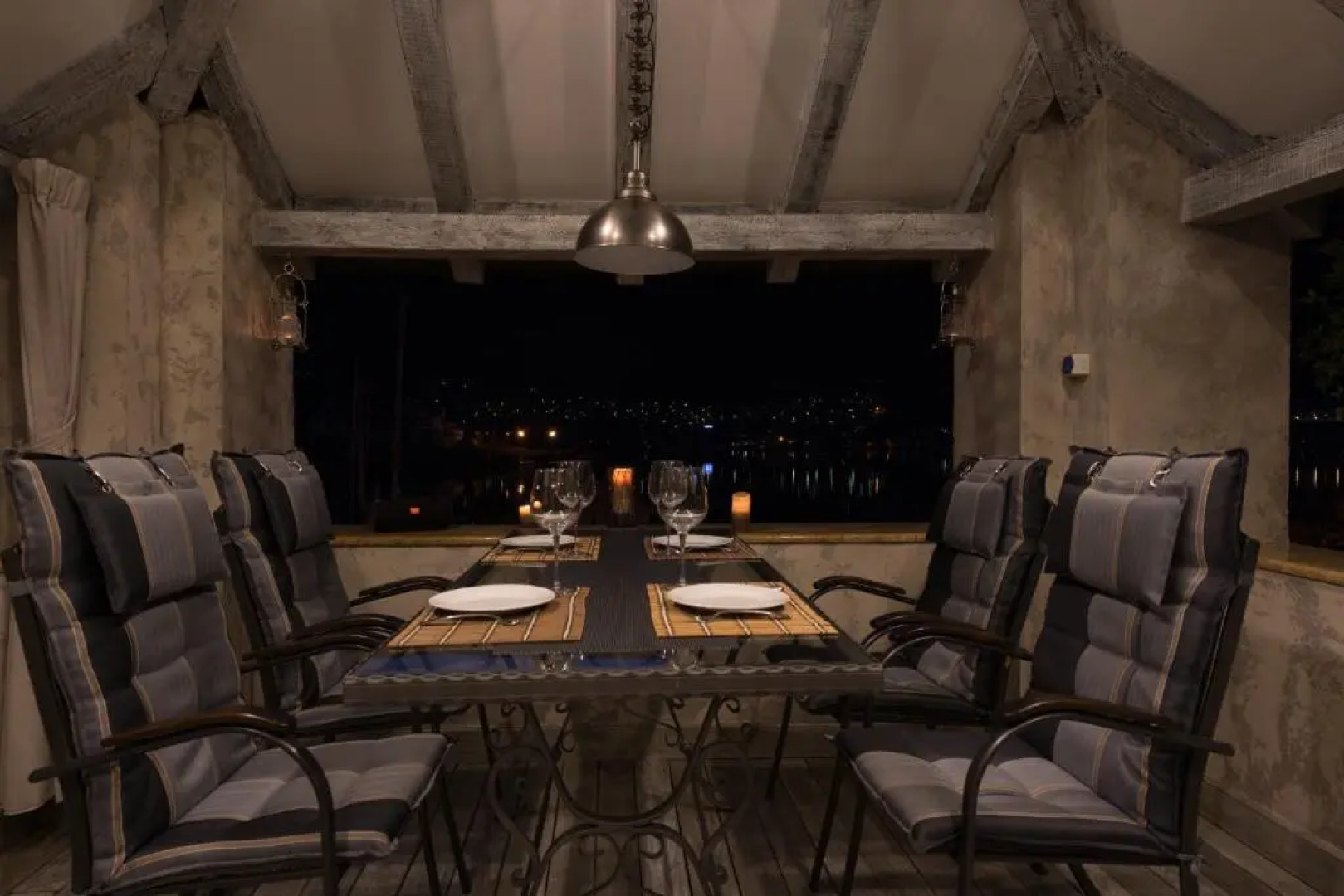 Kotor old town Palace Bucha