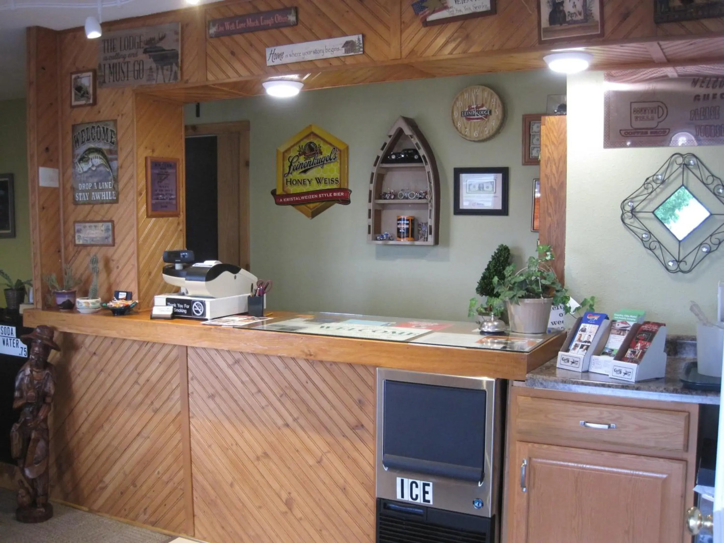 Country Villa Motel and Country Camping