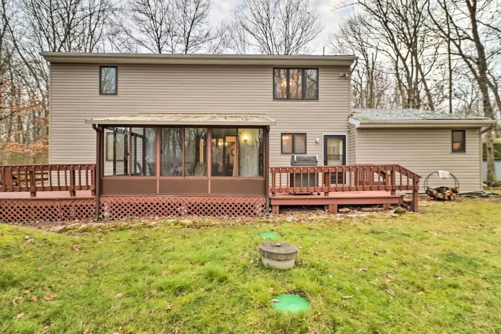 Near Big Boulder Mtn: Cabin w/ Furnished Deck