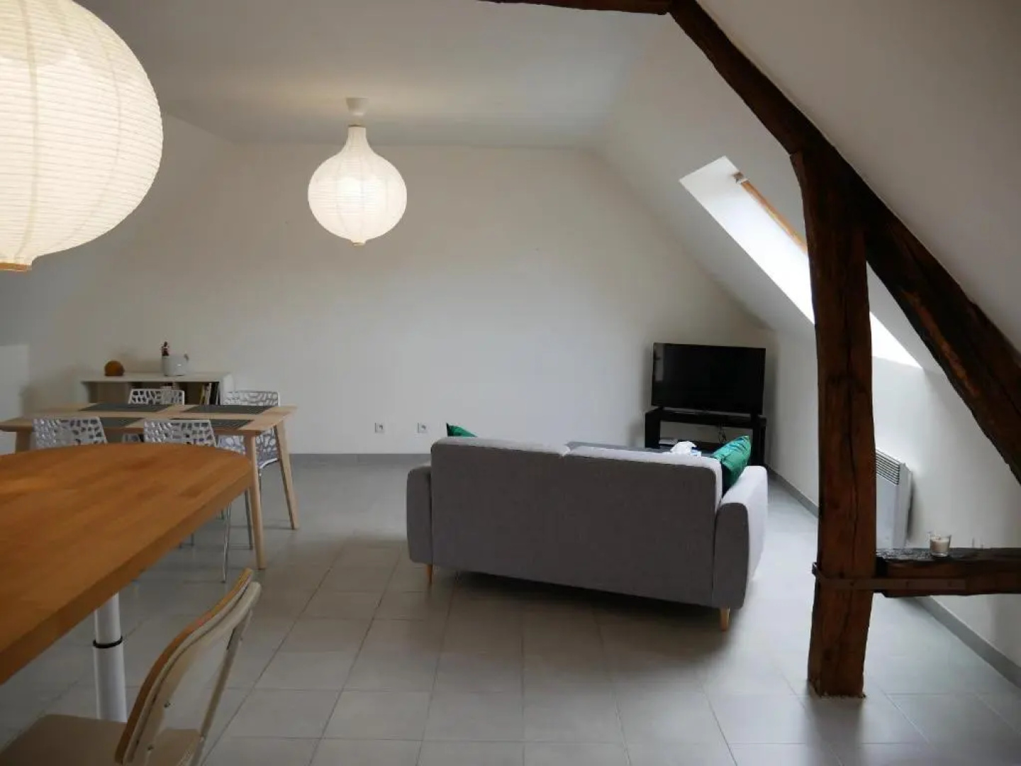 Gîte La Chapelle-Onzerain, 2 pièces, 2 personnes - FR-1-590-192