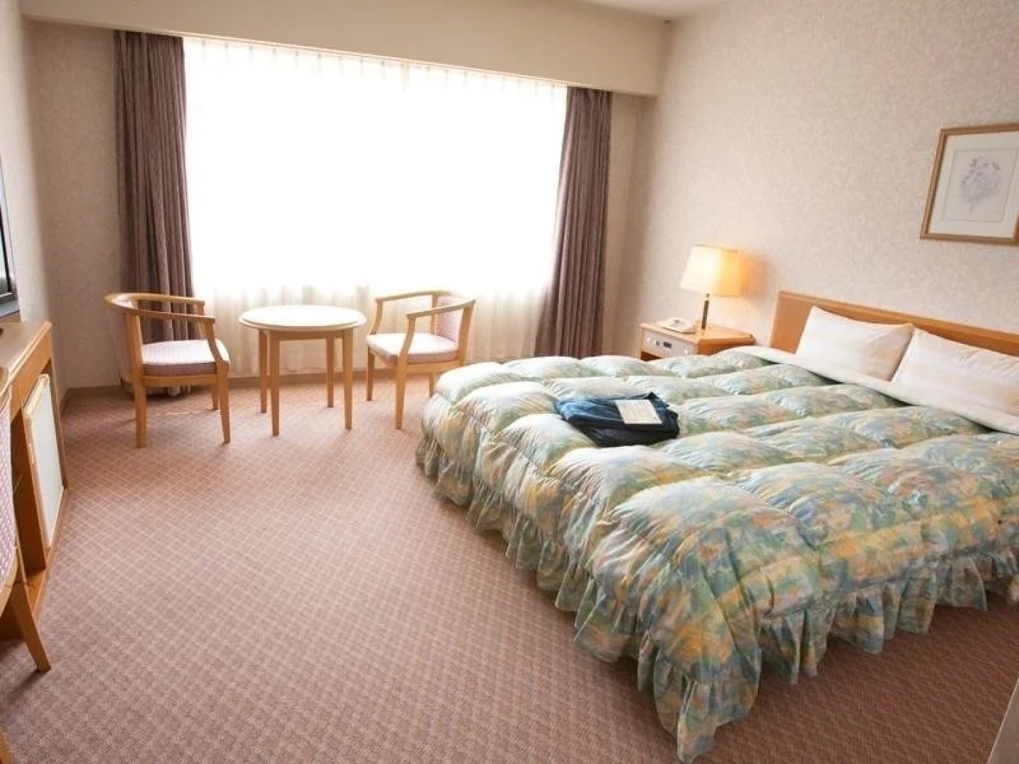 Nishiwaki Royal Hotel