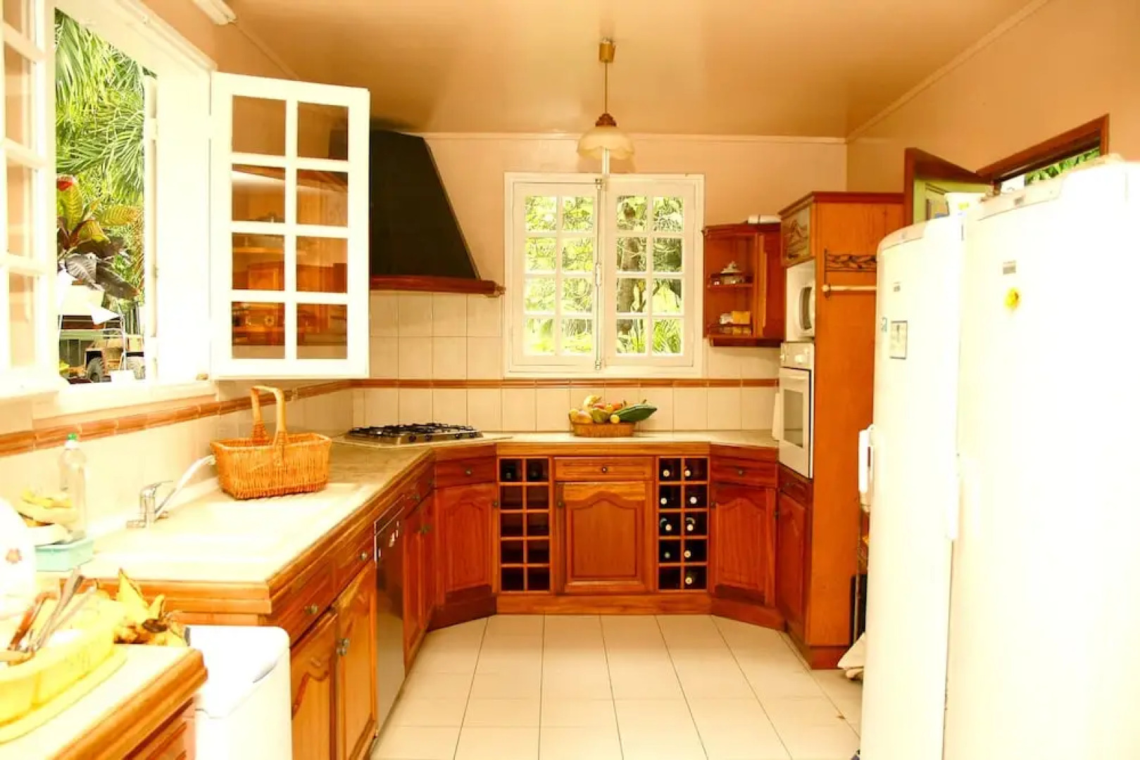 House With 6 Bedrooms in Vieux Habitants, With Enclosed Garden and Wif