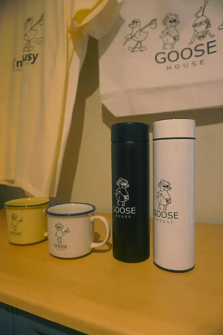 The Goose Cafe & Hostel