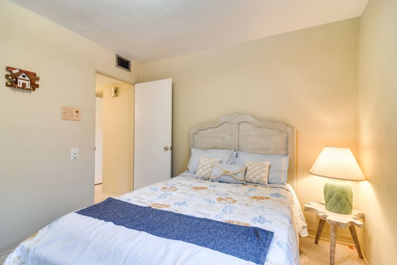 3 Mi to Beach: Seminole Retreat w/ Patio