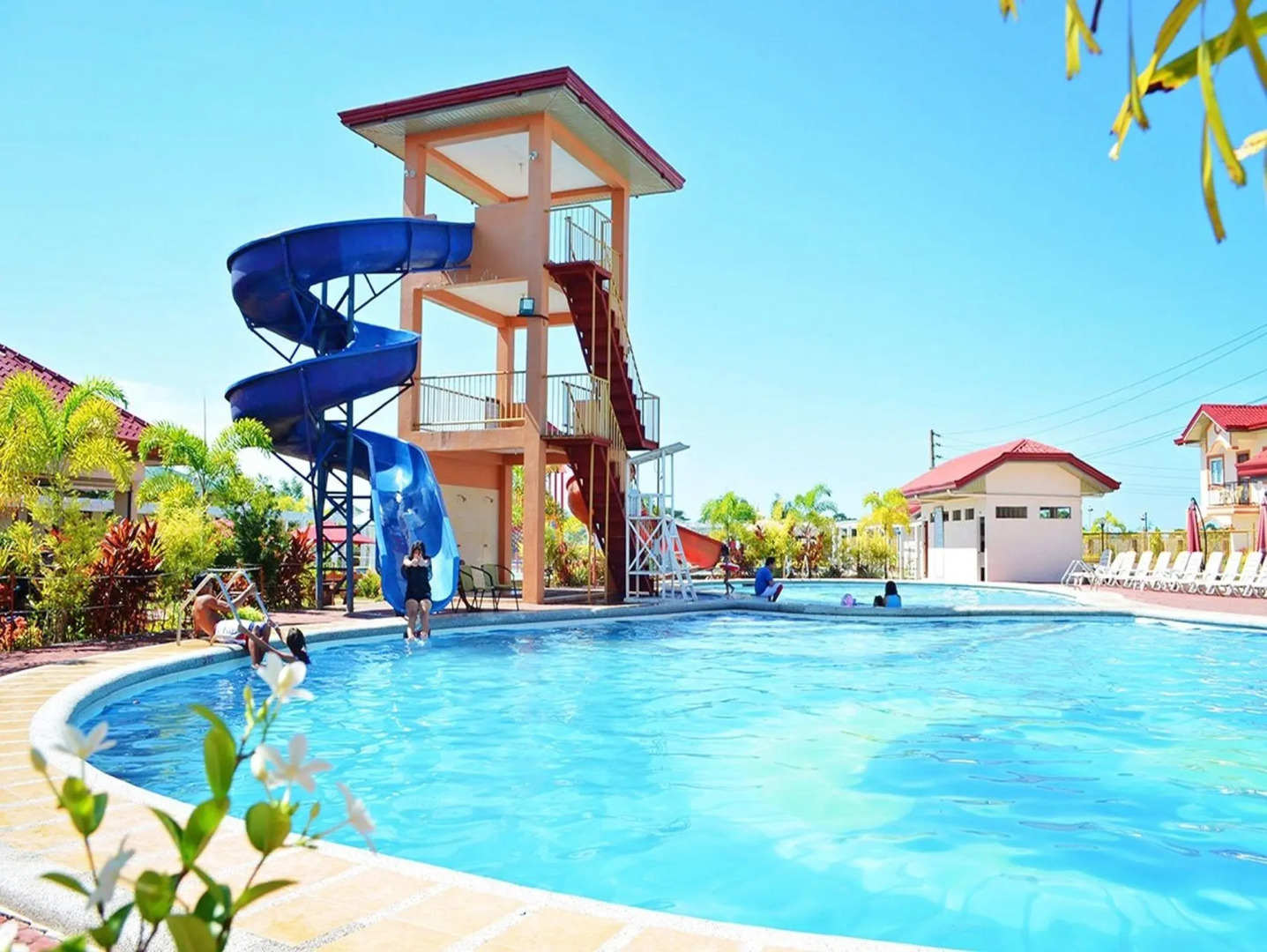 Marand Family Resort