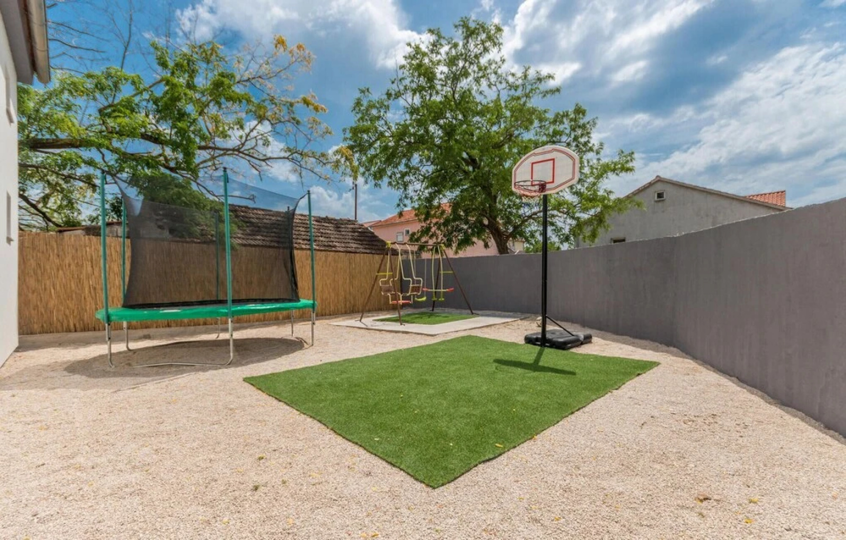 Nice Home in Rastane Donje With Outdoor Swimming Pool, Wifi and 3 Bedrooms