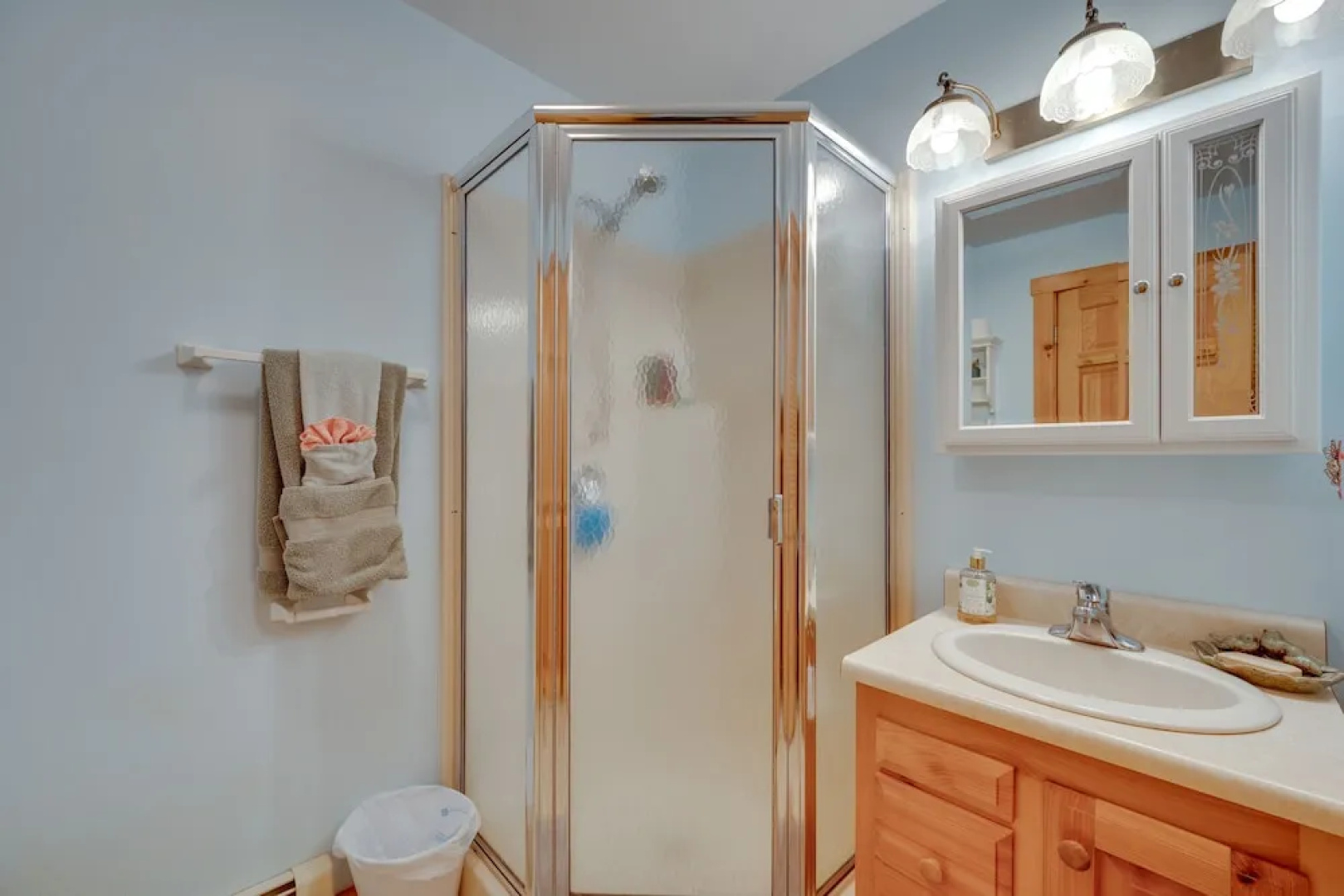 Pet-friendly Conway Cabin ~ 5 to Campton Mountain!