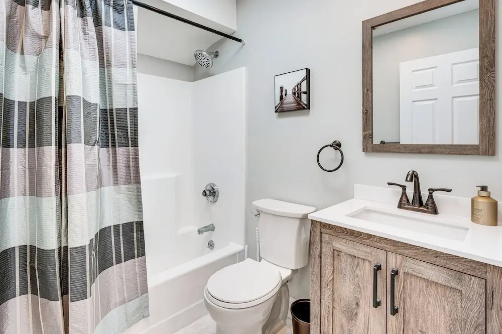 Campton Cabin Near White Mountain Nat'l Forest