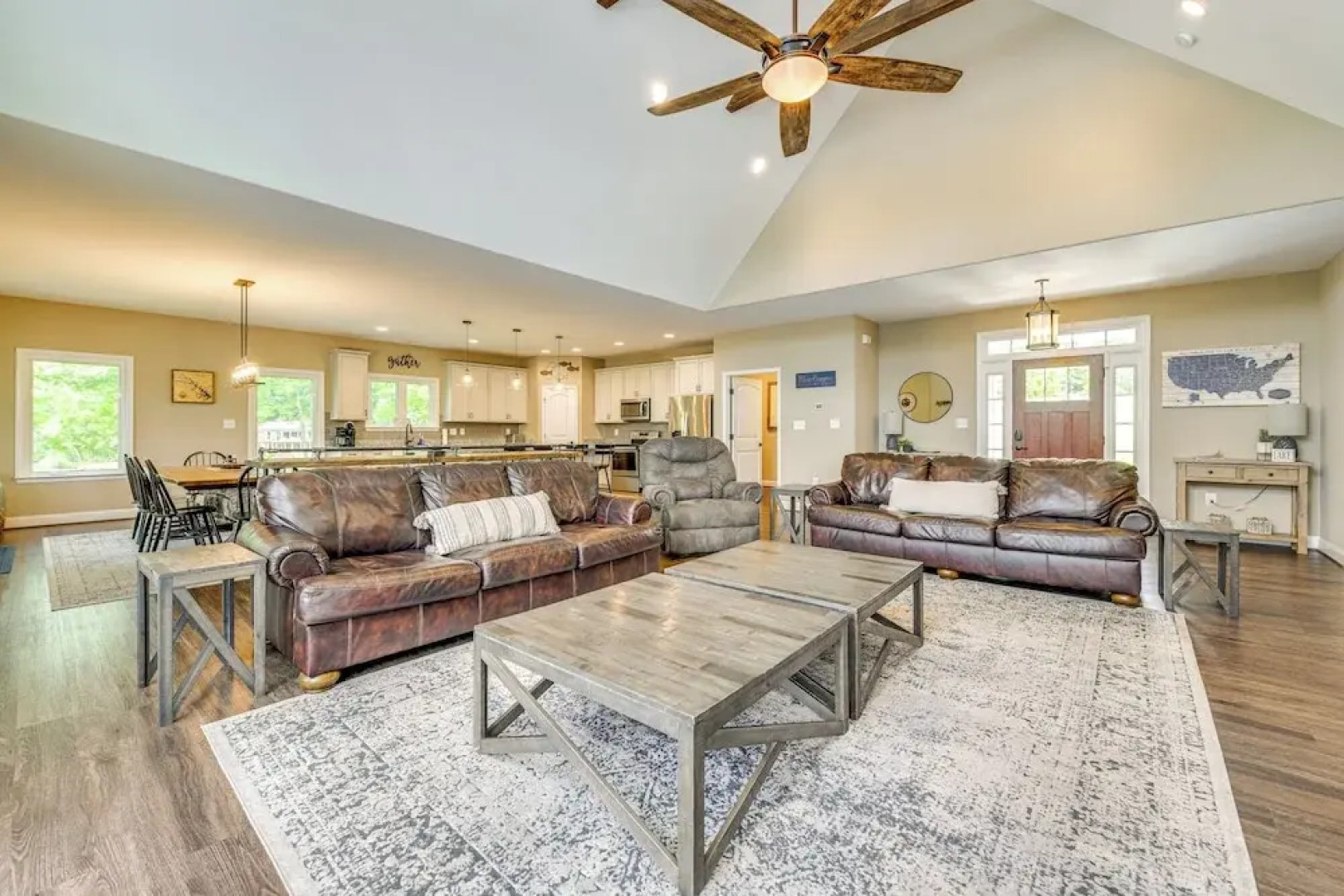 Waterfront Lake Anna Home w/ Dock, Beach & Kayaks!