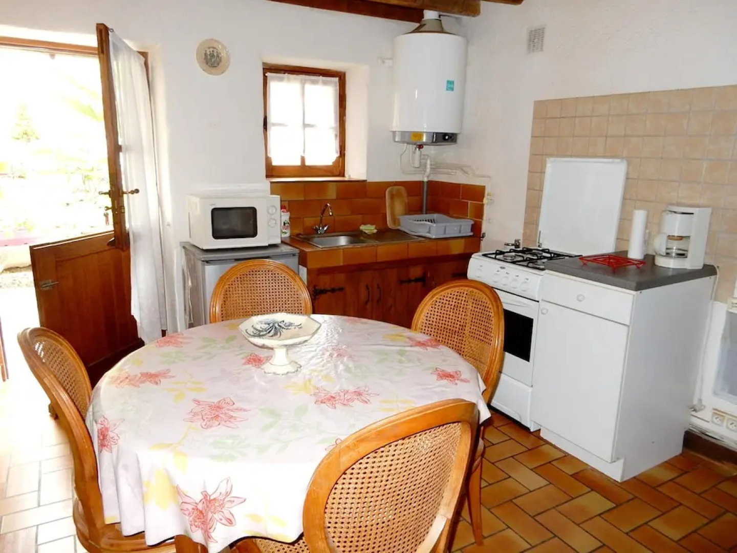 House With 2 Bedrooms in Mer, With Enclosed Garden and Wifi