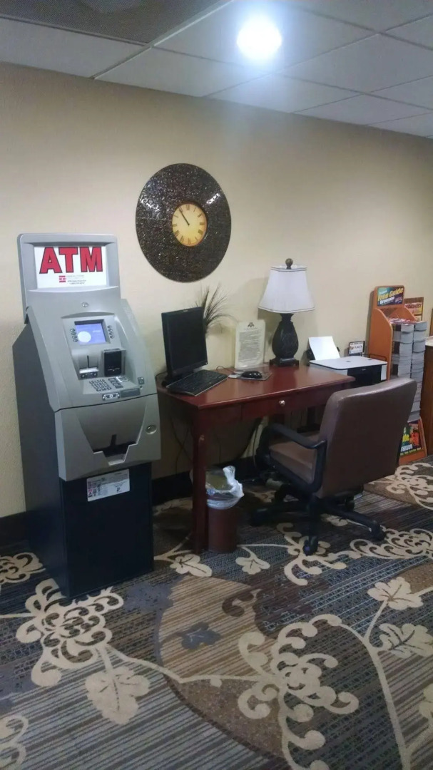 Barrington Hotel & Suites