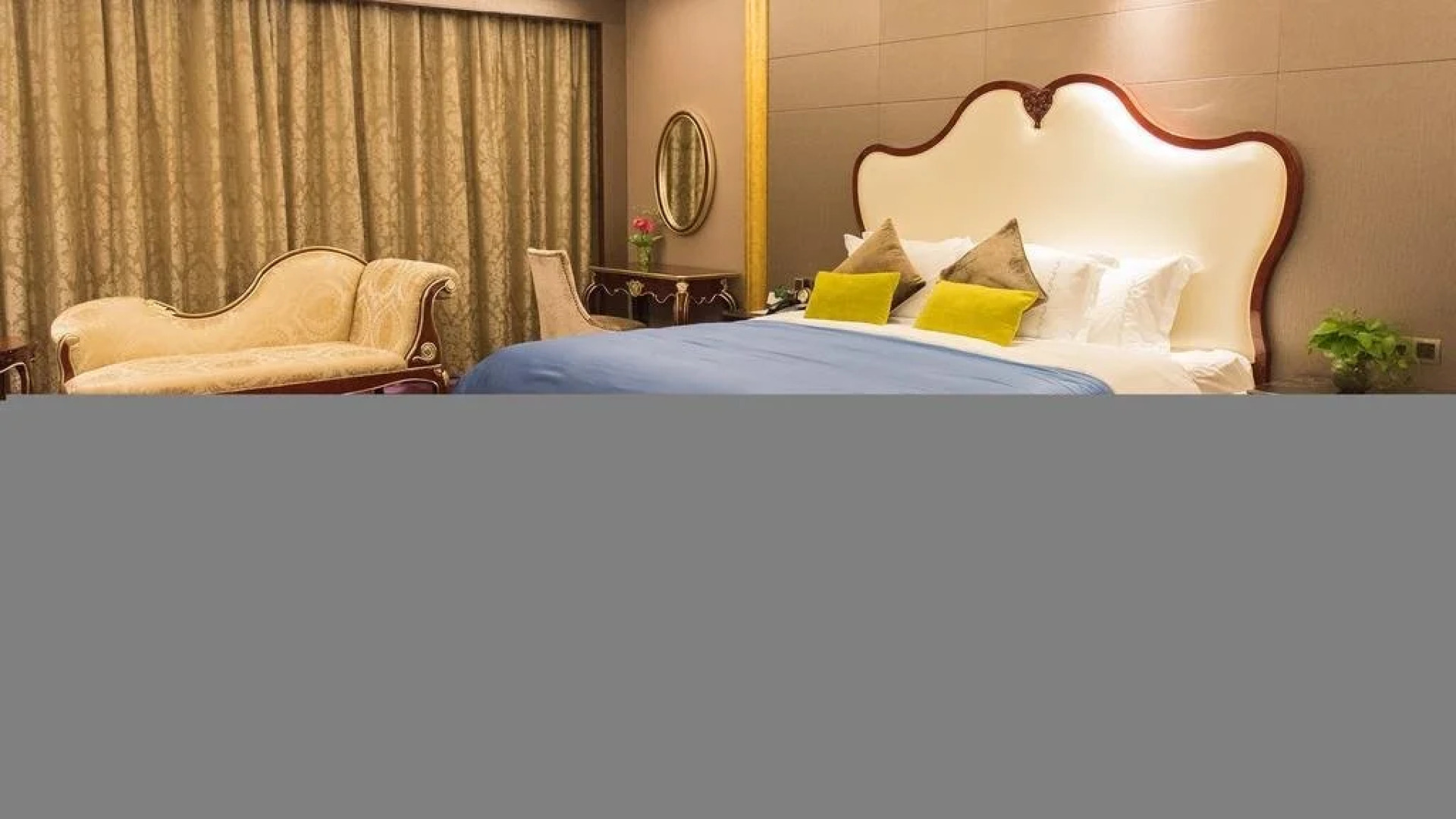 Riverside International Hotel