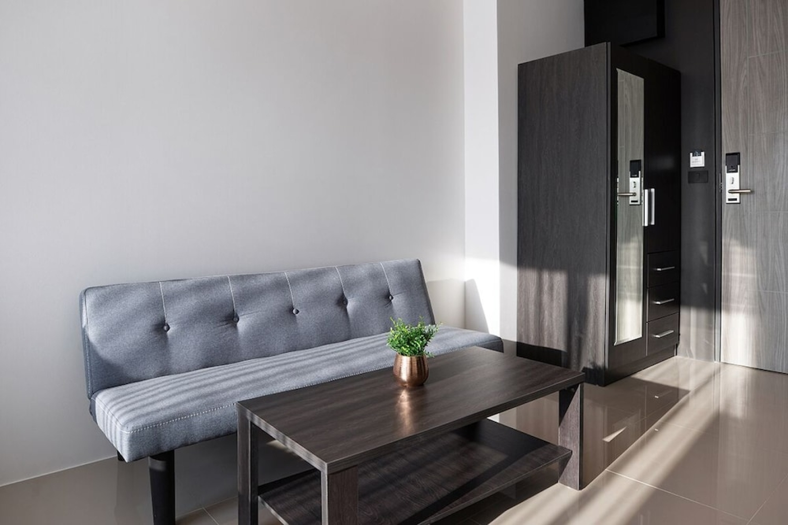 Studio Central Hillview A901