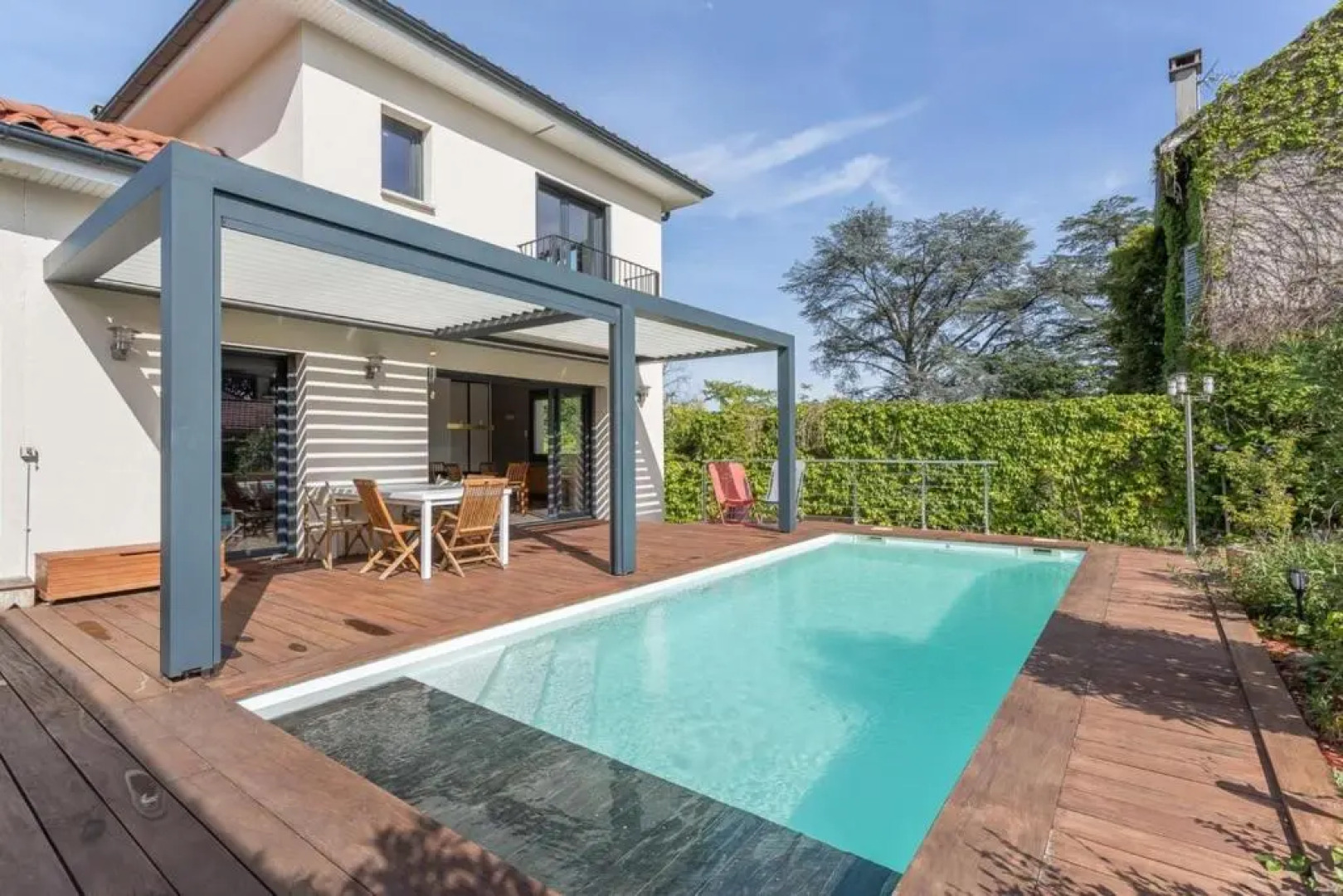 Maison 10min de Lyon - Piscine et Parking